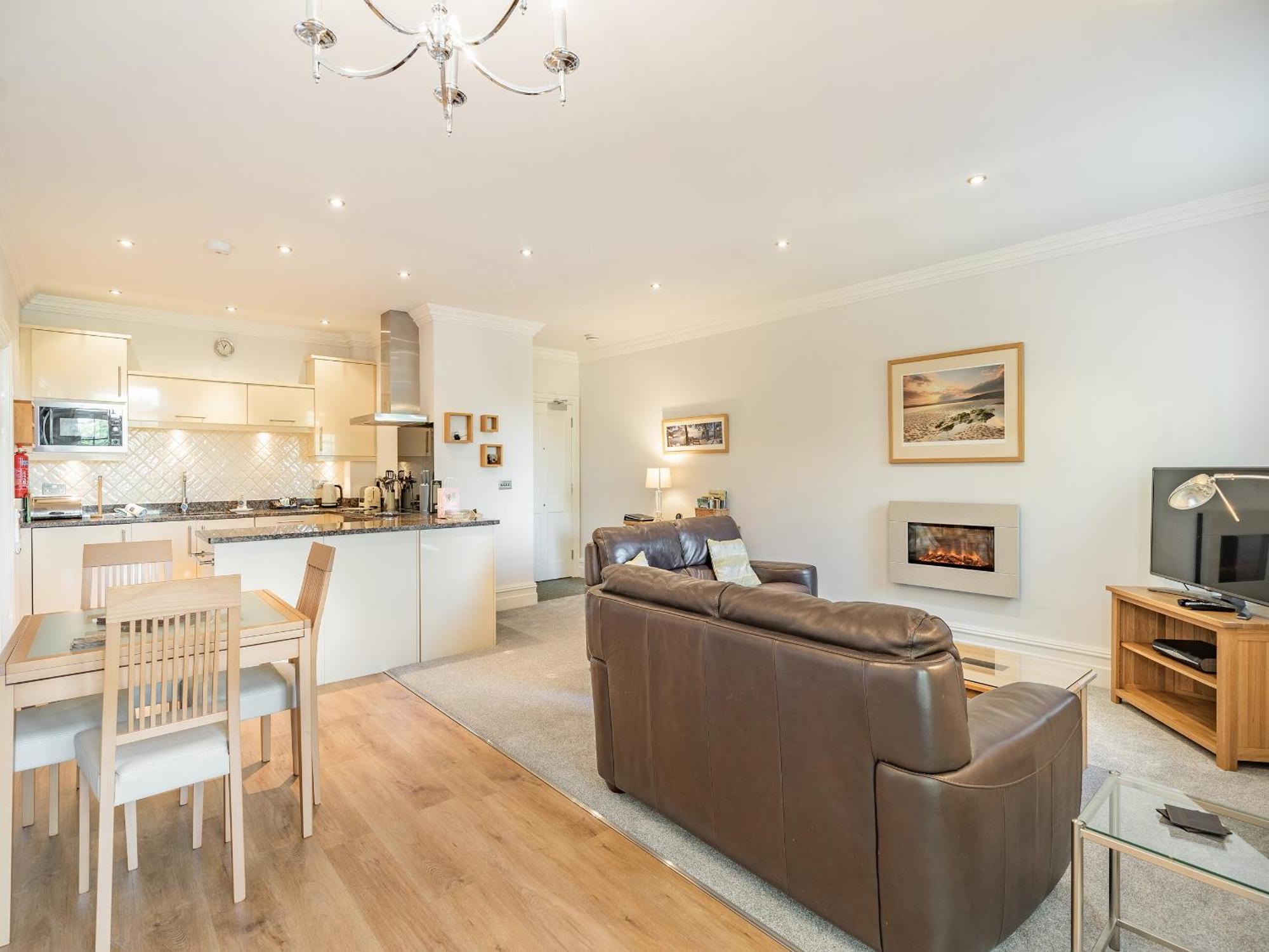 Apartment 14, Hazelwood Hall Silverdale  Esterno foto