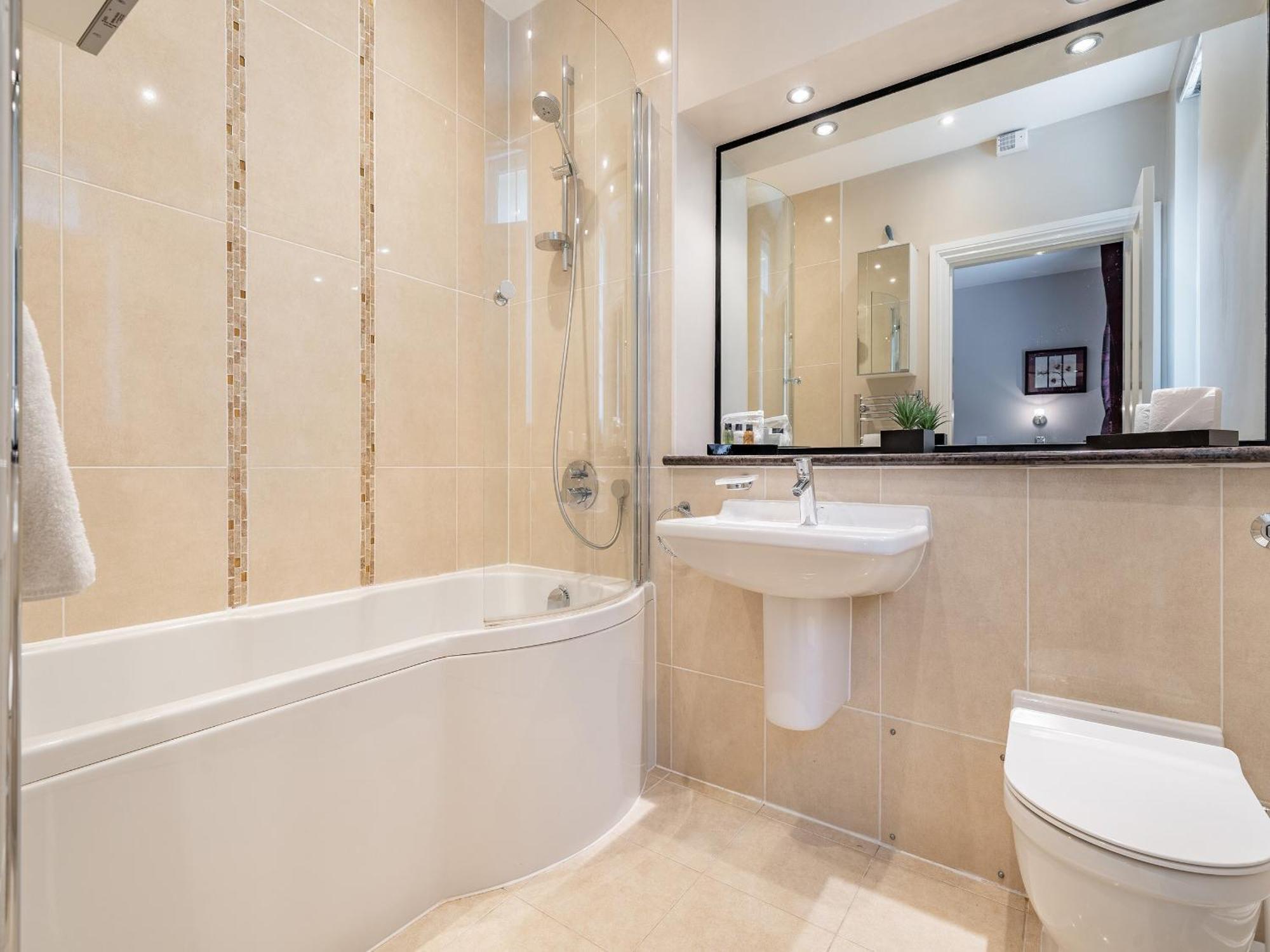 Apartment 14, Hazelwood Hall Silverdale  Esterno foto