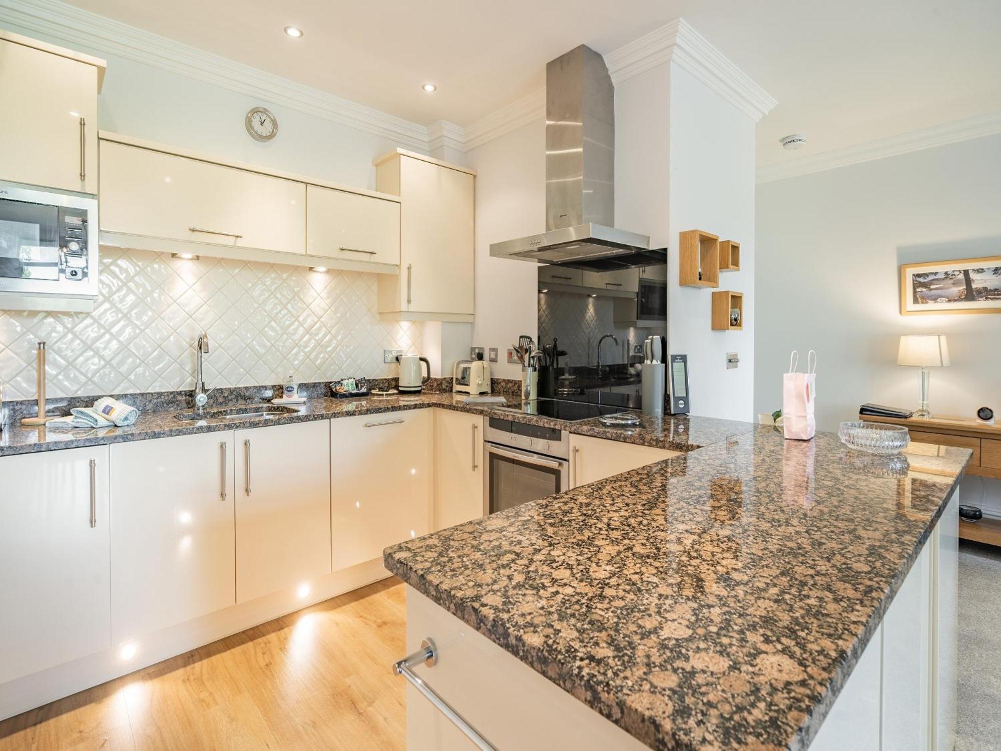 Apartment 14, Hazelwood Hall Silverdale  Esterno foto