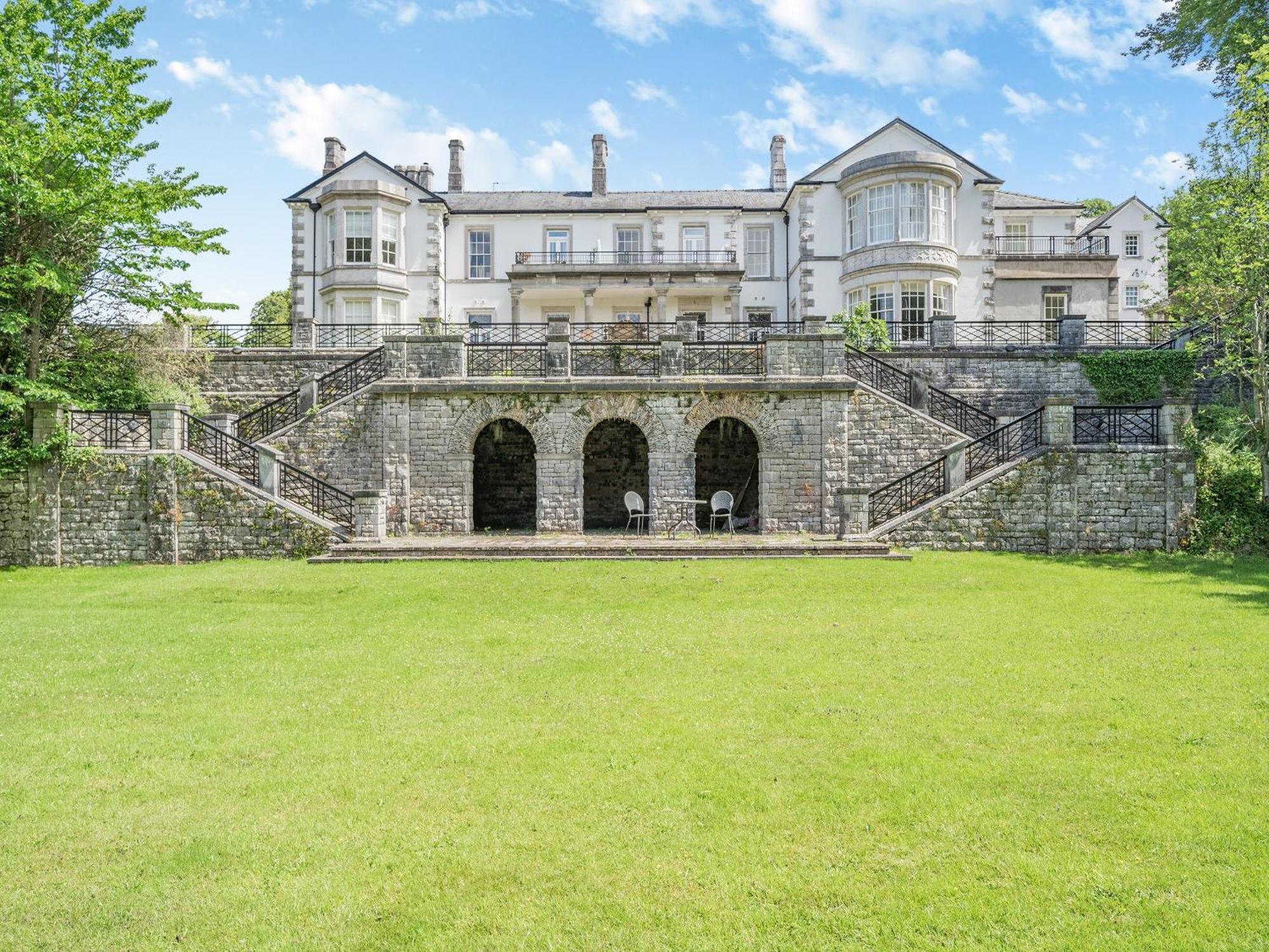 Apartment 14, Hazelwood Hall Silverdale  Esterno foto